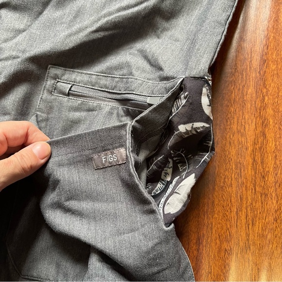 Dark gray FIGS SMALL TOP XS JOGGER BOTTOMS - Picture 3 of 6